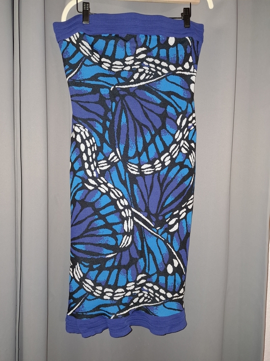 New York & Company Dresses & Skirts - New York & Company Strapless Blue & White Patterned Mini Sweater Dress